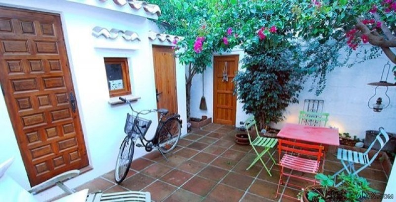 TOWNHOUSE FOR SALE IN FUENGIROLA