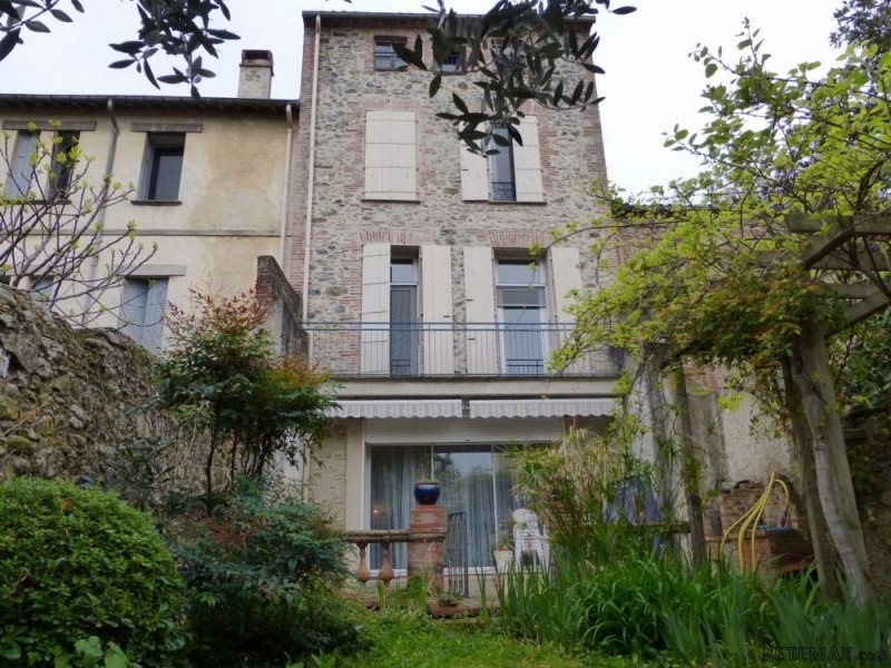 Character Townhouse With Garden, Ceret