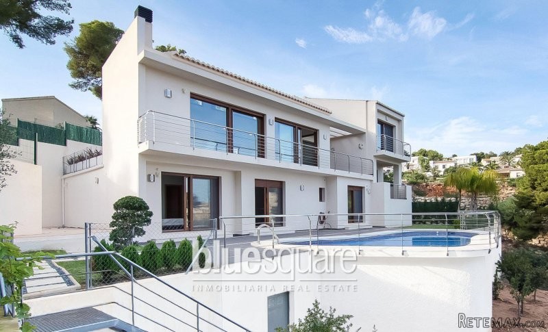 Fabulous new build villa on Balcon al..