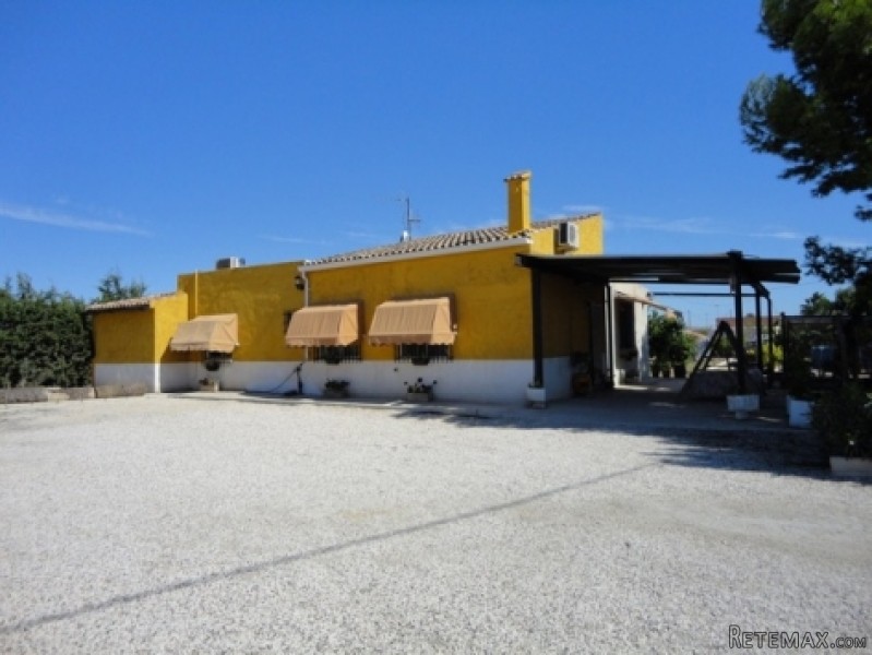 Elche -Villa For Sale -Ref: Js 1552