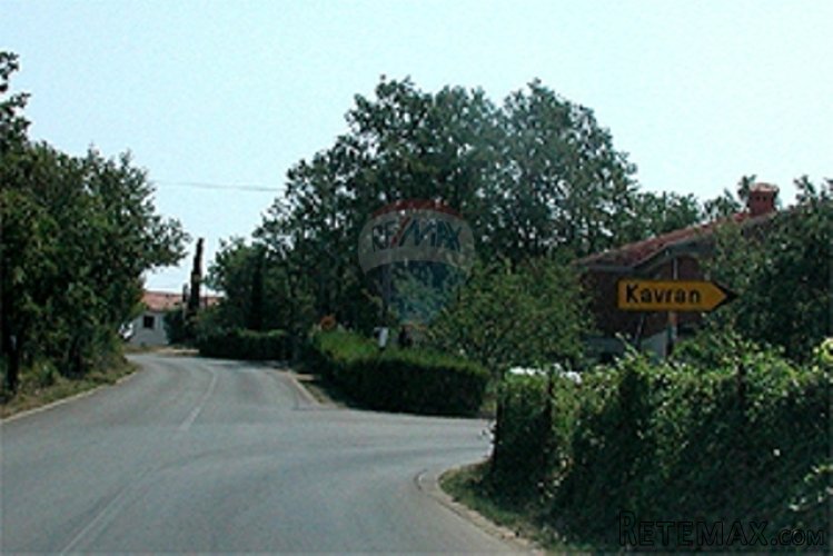 Istra, Kavran, veće građevinsko zemljište - 2