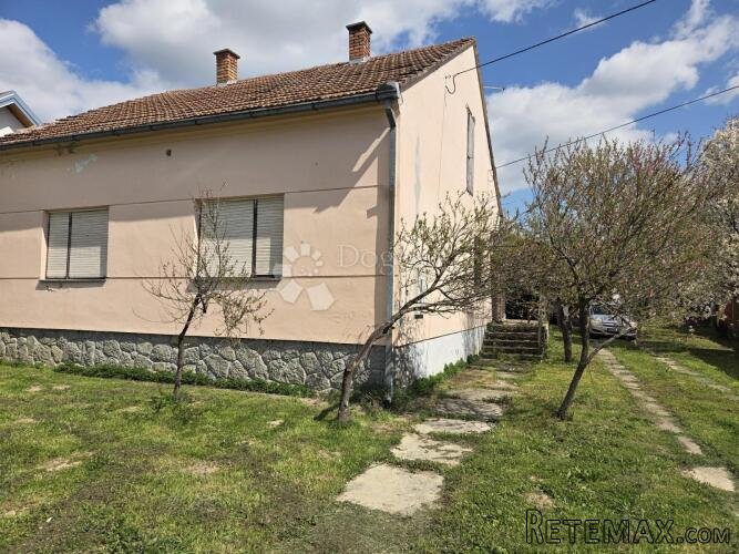 Normanci – prostrana kuća 130 m² + oranica