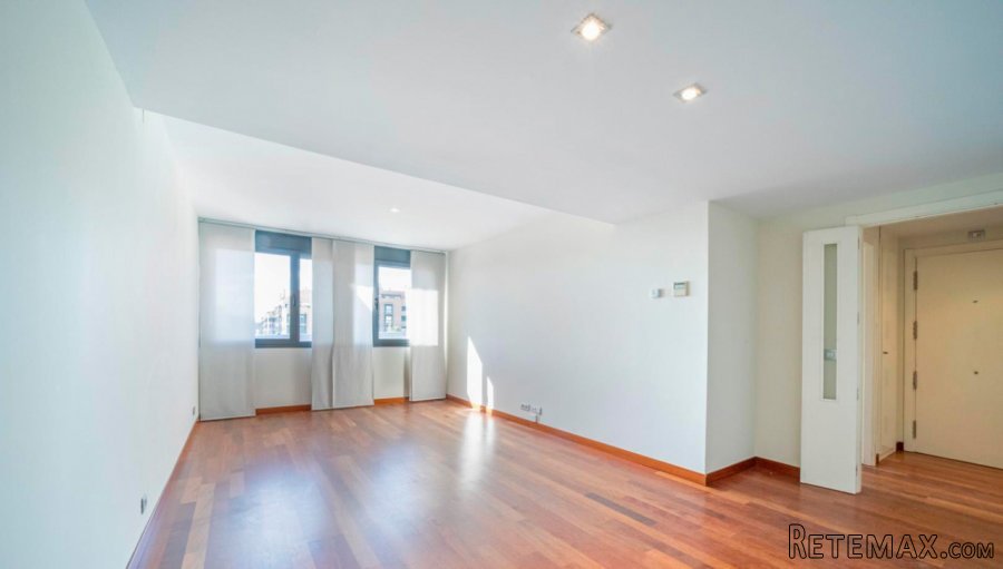 Spacious two bedroom, two bathroom flat in Campo de las.. - 2