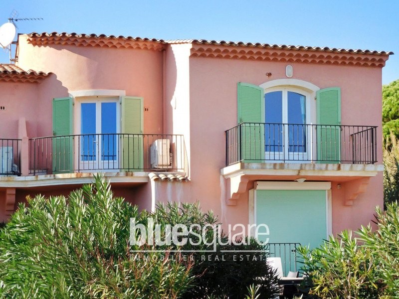 3 bedroom apartment by the beach in..