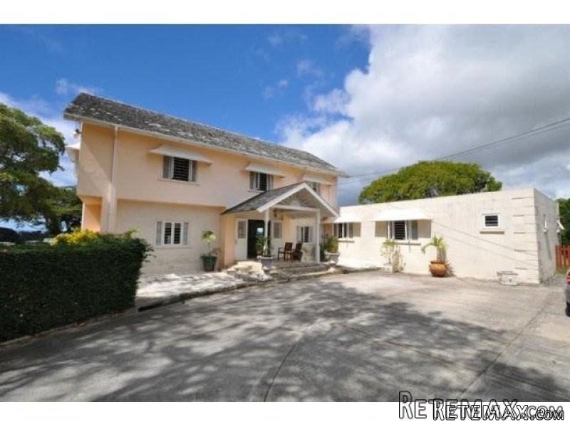 5 bedroom Property For Sale: Graeme..