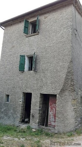 Detached Habitable Stone Property In A..