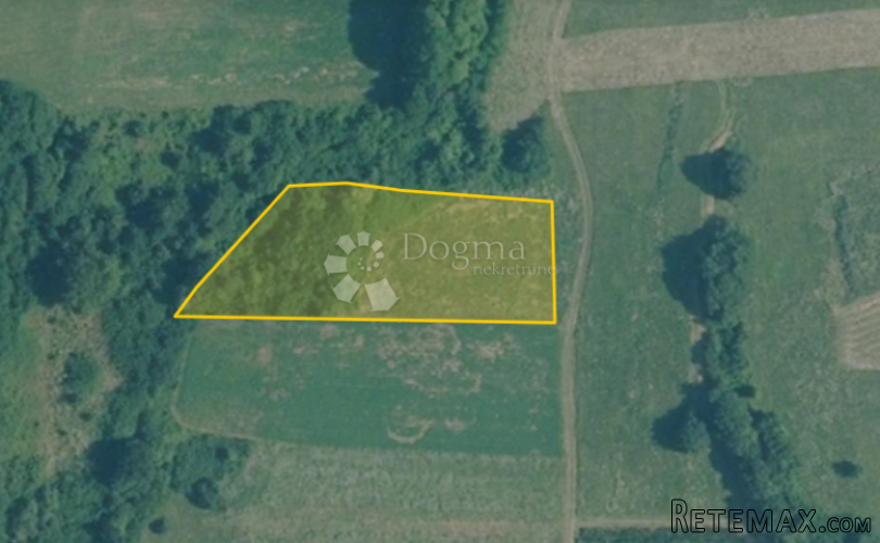 Poljoprivredno zemljište 3610m2 6800e - PRILIKA