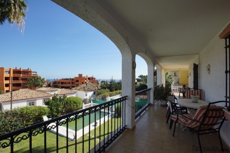 4 Bedrooms - Villa - Malaga - For Sale - 2