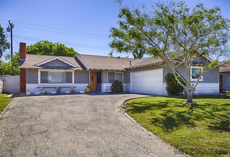 3 bedroom House For Sale: 474 Magna..
