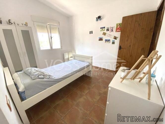 A Lovely & spacious 192m2, recently renovated, 4 bed, 2.. - 14
