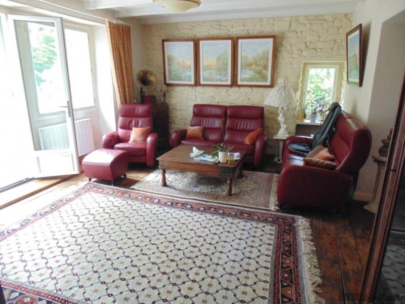 Ideal B&B House with Outbuilding - 2