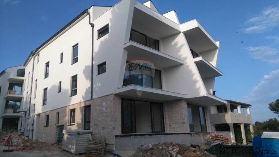 ISTRA, BANJOLE DVOSOBAN STAN, PRVI RED DO MORA - 4