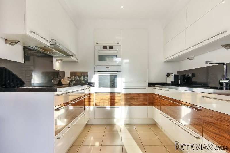 Lovely 4 Bedroom villa