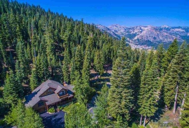 4 bedroom Residence For Sale: Olympic..