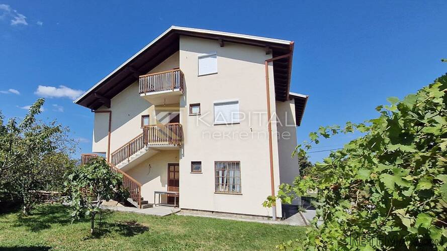 Marinići, samostojeća kuća sa P.P. i 1000 m2 okućnice!