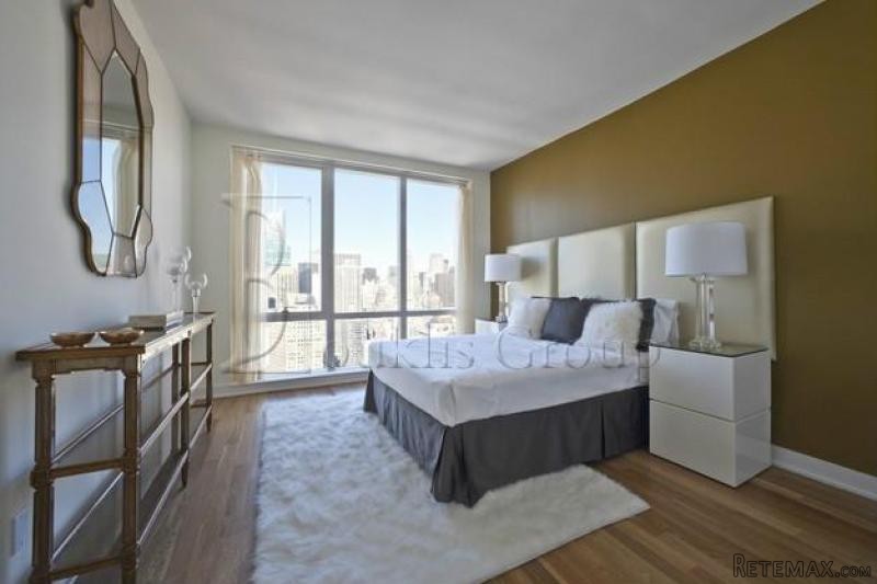 Water-Front Elegant Amenities Low C.C.. - 2