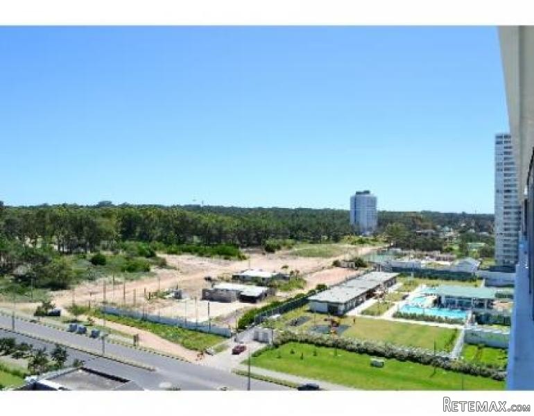 3 Bedroom Apartment - For Sale - Brava - 2