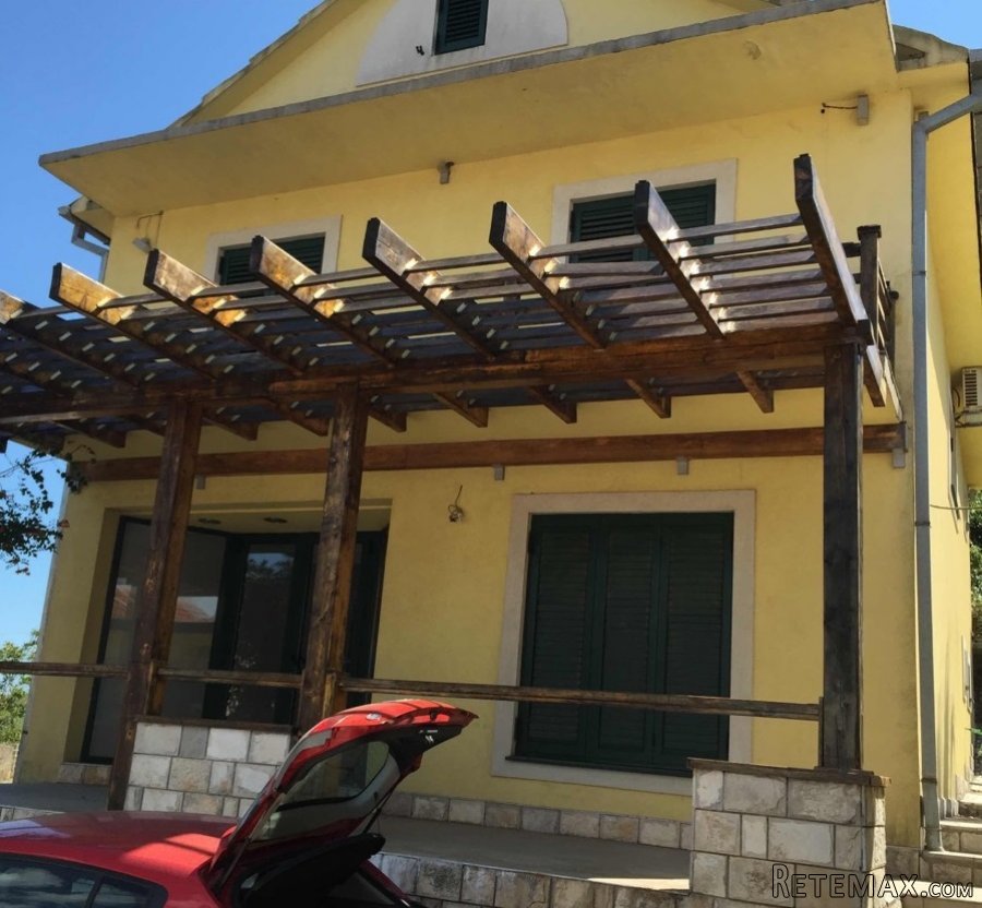 Prodajem kucu u Radovicima-Crna Gora - 4