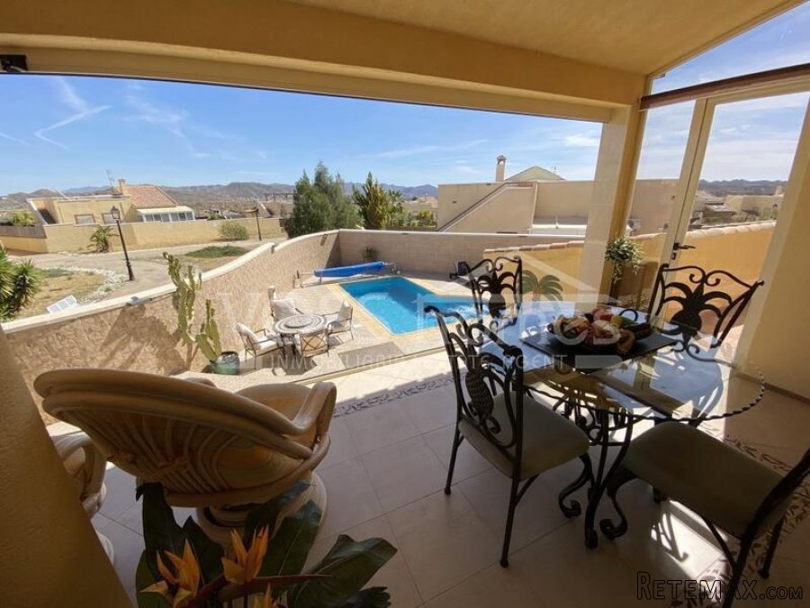 NEW & EXCLUSIVE LISTING TO VOSS HOMES - A stunning.. - 5