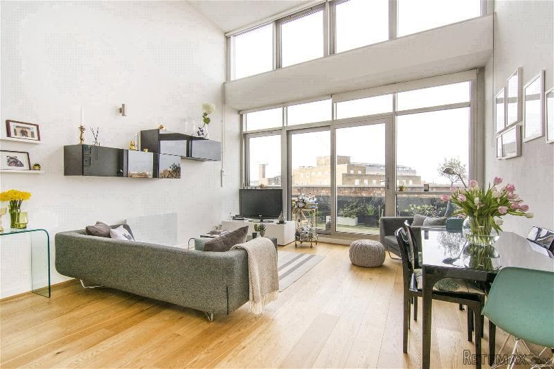 Property - London - For Sale