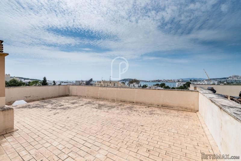 Penthouse in Talamanca with views to.. - 2