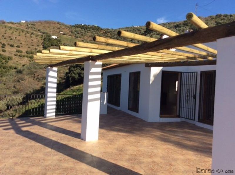 Villa for Sale in Competa, Competa..