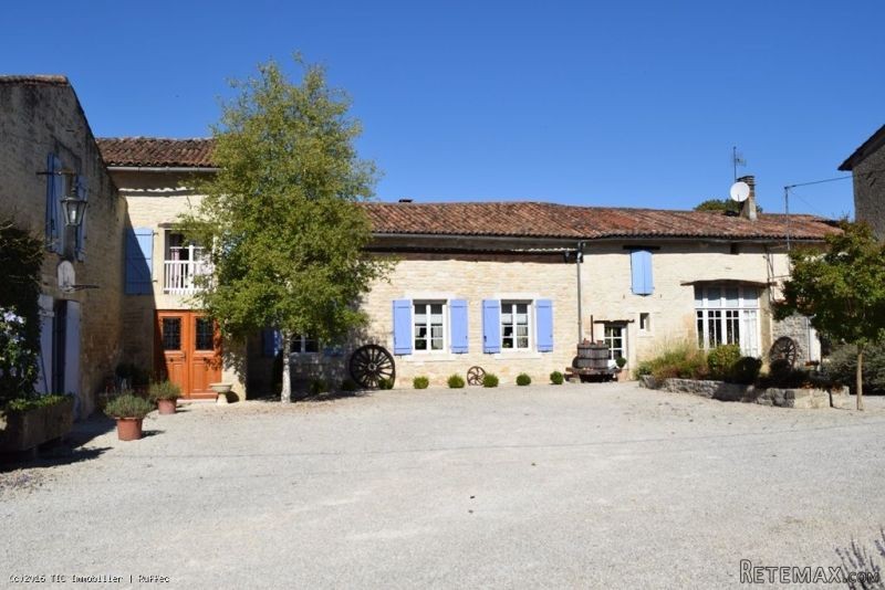 Large 8 Bed Family Longere With..