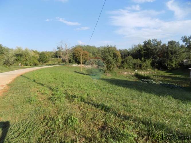 ISTRA, ŽMINJ, Građevinsko zemljište u mirnom i lijepom selu - 3