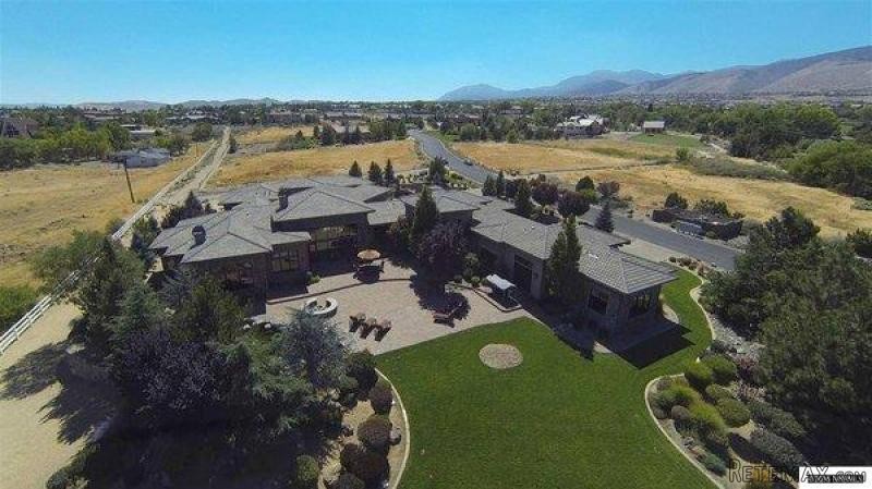 6 bedroom Residence For Sale: Reno..