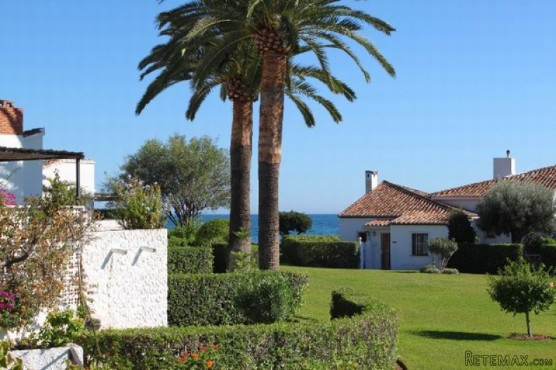 3 Bedrooms - Villa - Malaga - For Sale