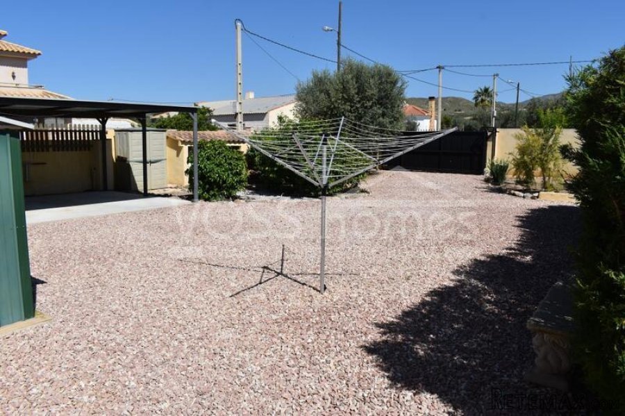 NEW & EXCLUSIVE LISTING TO VOSS HOMES - THIS REALLY IS A.. - 9