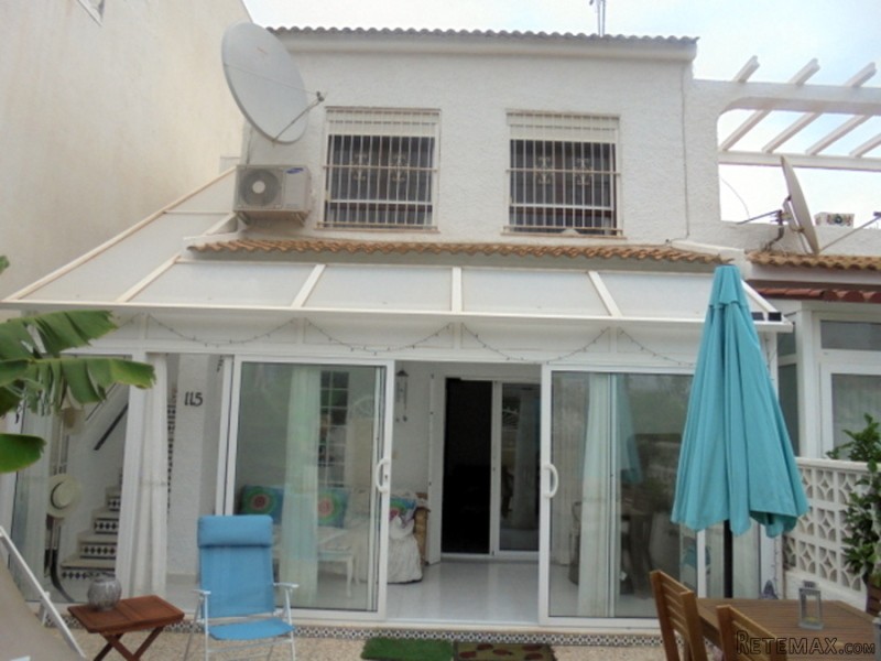 3 bed Townhouse Torrevieja Ref: LPERL386