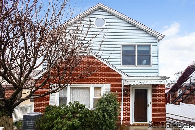 5 bedroom House For Sale: 112..
