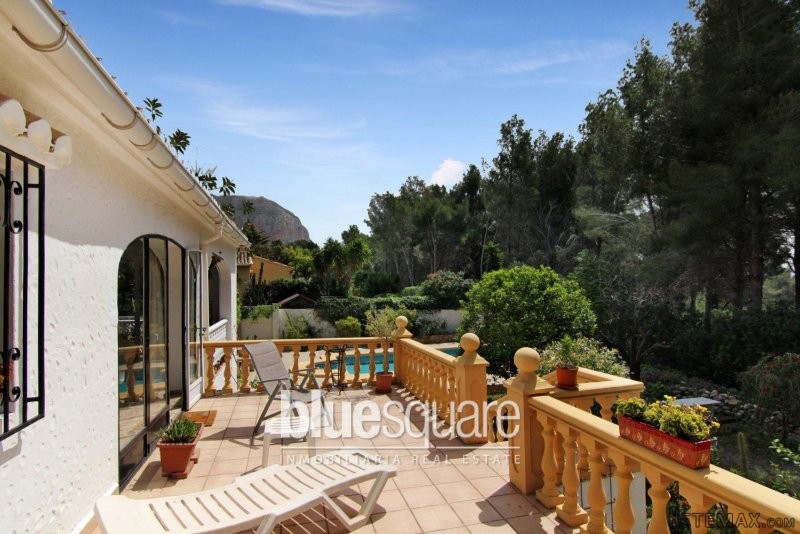 Villa on one level and flat plot, with.. - 2