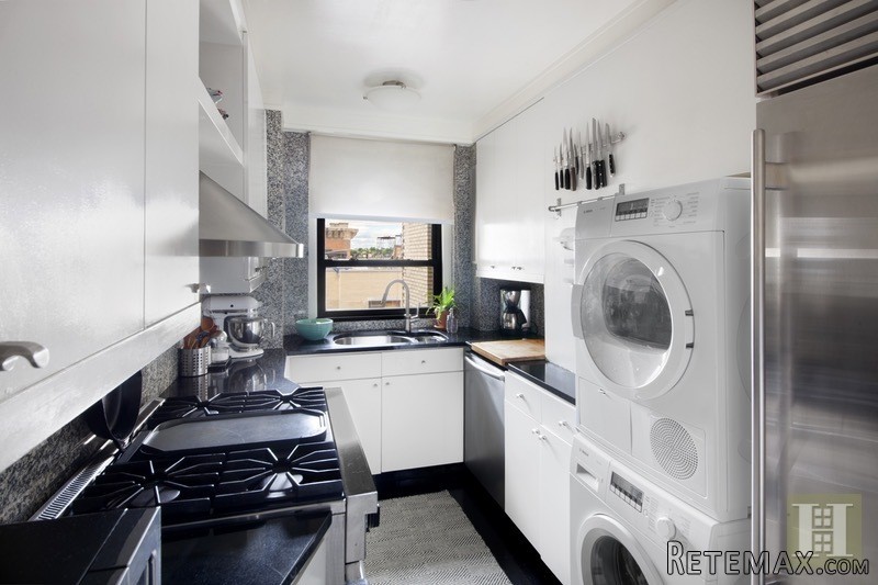 2 bedroom Apartment For Sale: 600 WEST.. - 2