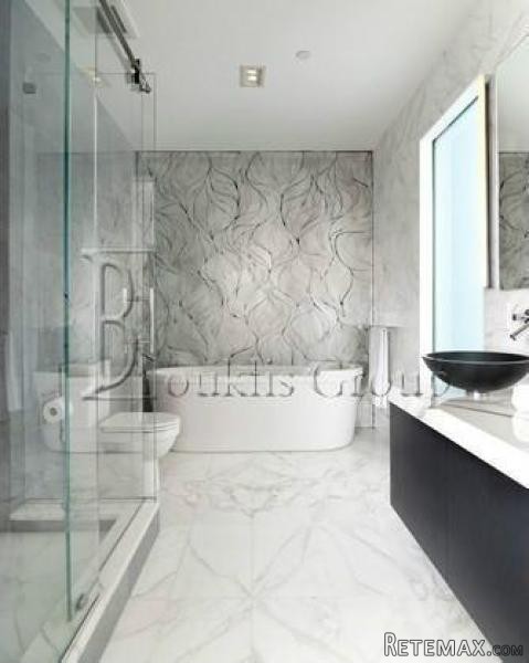 Corner Split Bedrooms~~~king Size.. - 2