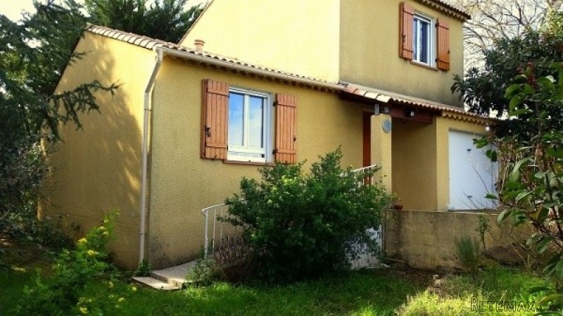 Pretty Villa With 90 M2 Of Living..