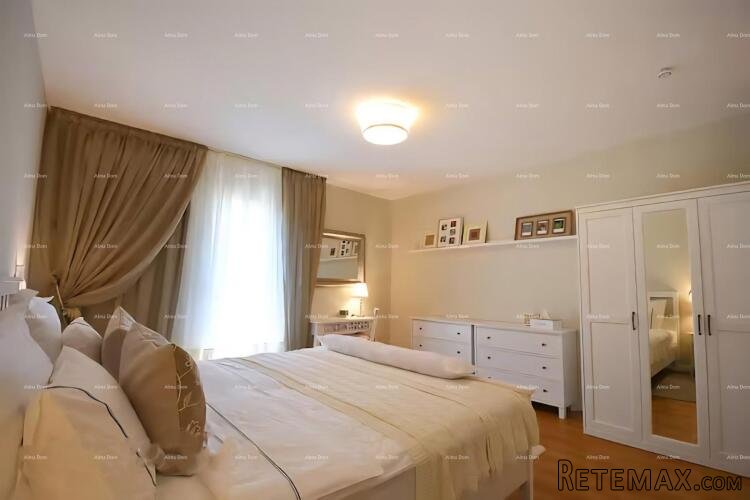 POREČ – ŠPADIĆI, STAN 74,29 m², 2 MINUTE OD PLAŽE - 2