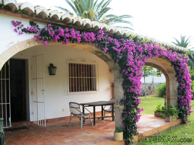 Traditional villa of 130 m² construction, on a flat plot of.. - 2