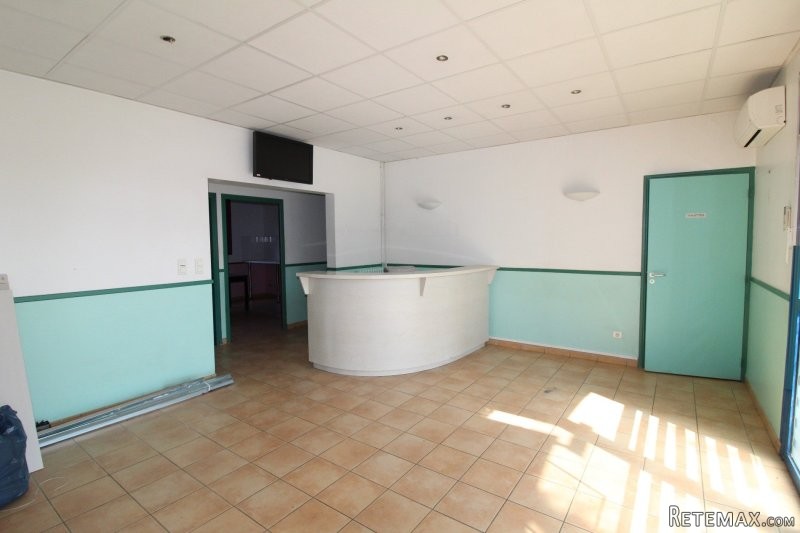 5 Bedrooms - Villa -.. - 2