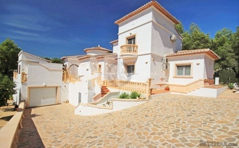 A Spectacular Villa In A Golfer's.. - 2
