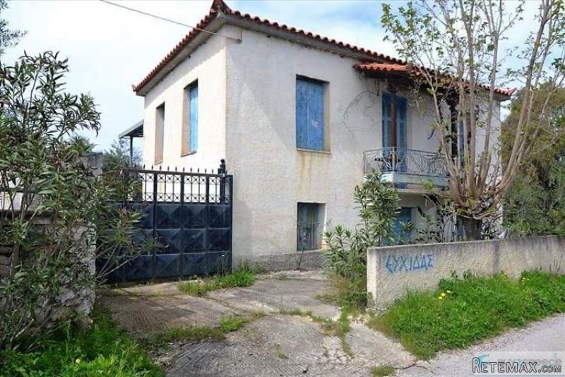 Β808 - FOR SALE 2-FLOOR FARMHOUSE OF..