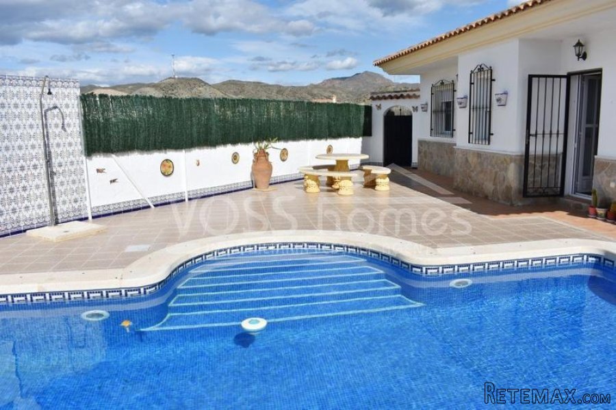 EXCLUSIVE TO VOSS HOMES - An immaculately presented, 3.. - 6