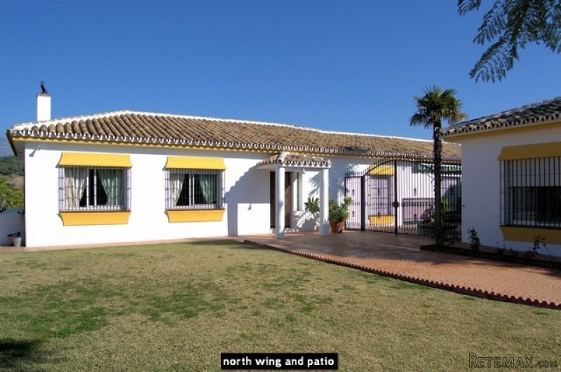 Villa for sale in Mijas Costa, Mijas.. - 2