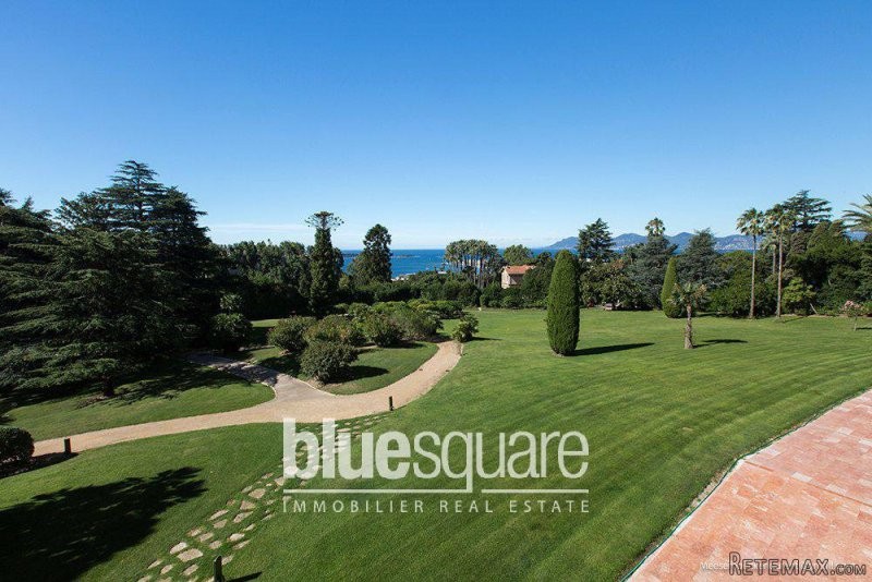 3 Bedrooms - Apartment -..