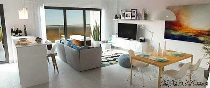 Luxury 2 Bed Apartment 300 Metres from.. - 2