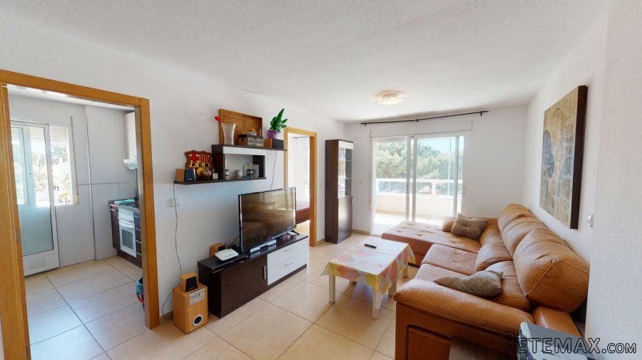 Apartamento en primera planta con piscina comunitaria.. - 2