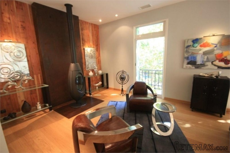 Apartment With High Standard..