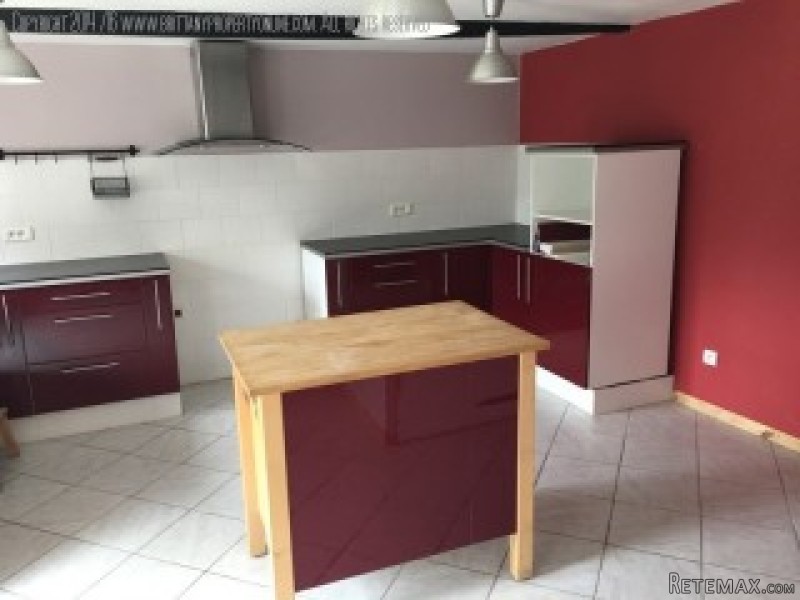 4 bed semi, pretty village close to.. - 2