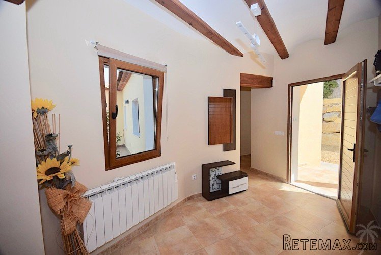 Modern contemporary style one level 3 bedroom villa built.. - 7